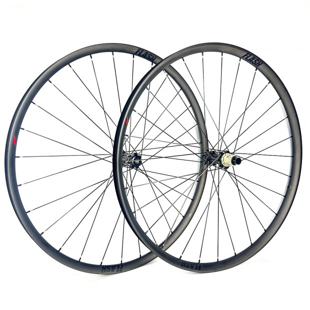超軽量999g 29er MTB カーボンホイールセット 33x20mm インナー幅27mm チューブレス フックレス 非対称 超軽量999g 29er MTB カーボンホイールセット 33x20mm インナー幅27mm チューブレス フックレス 非対称